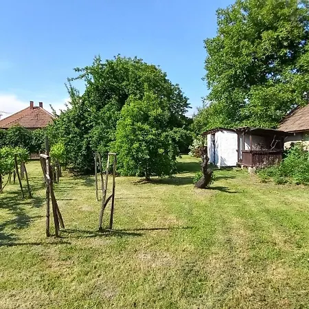 Bukkaranyos Апартаменты Saly